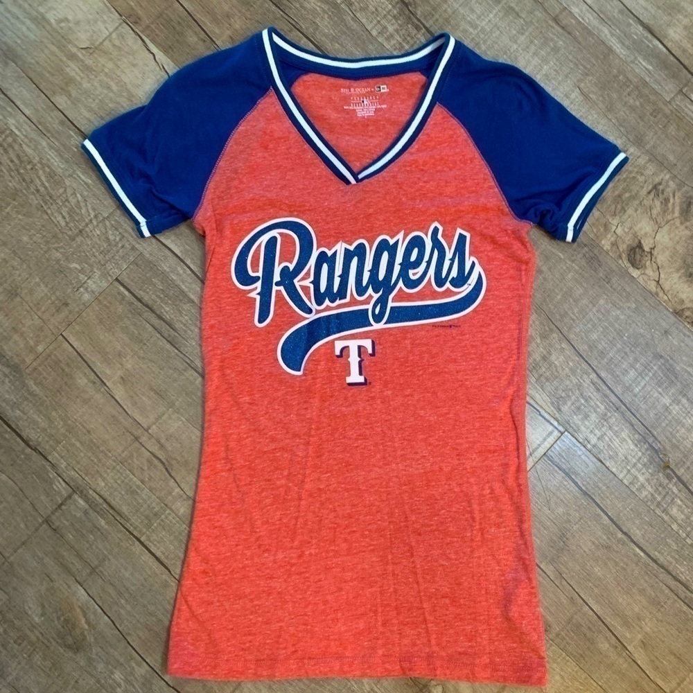 Women's V-Neck‎ Texas Rangers Tee